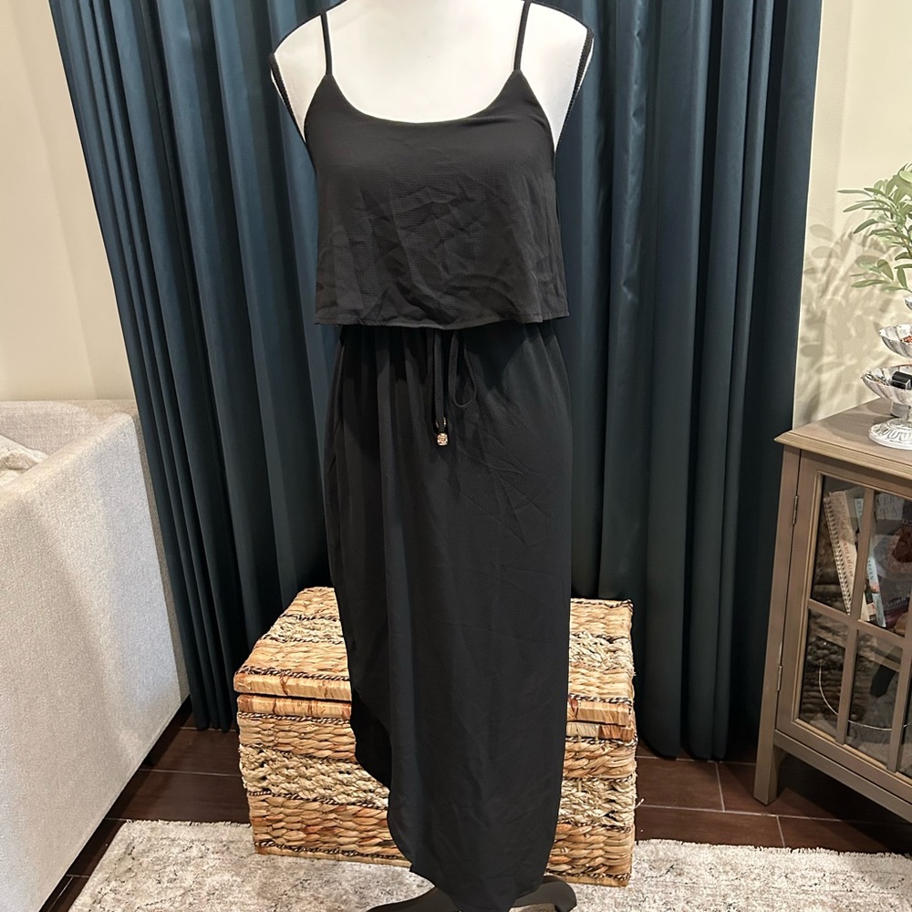 Black Sleeveless Maxi Dress